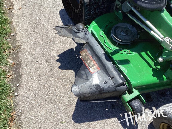 Photo of 2023 John Deere Z960M