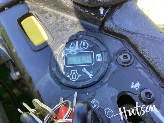 Photo of 2023 John Deere Z960M