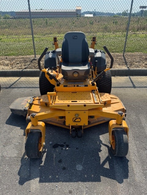 2017 Cub Cadet Pro Z 700