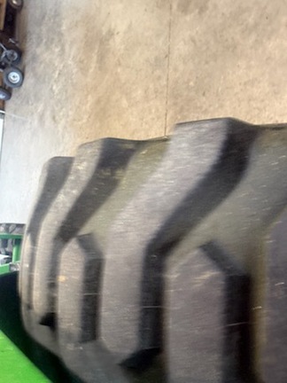 Photo of 2012 John Deere 2520
