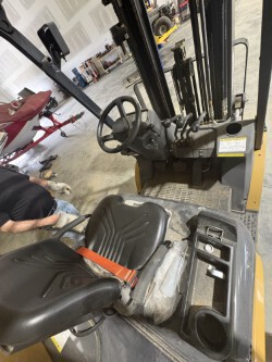 2023 Caterpillar GP25N