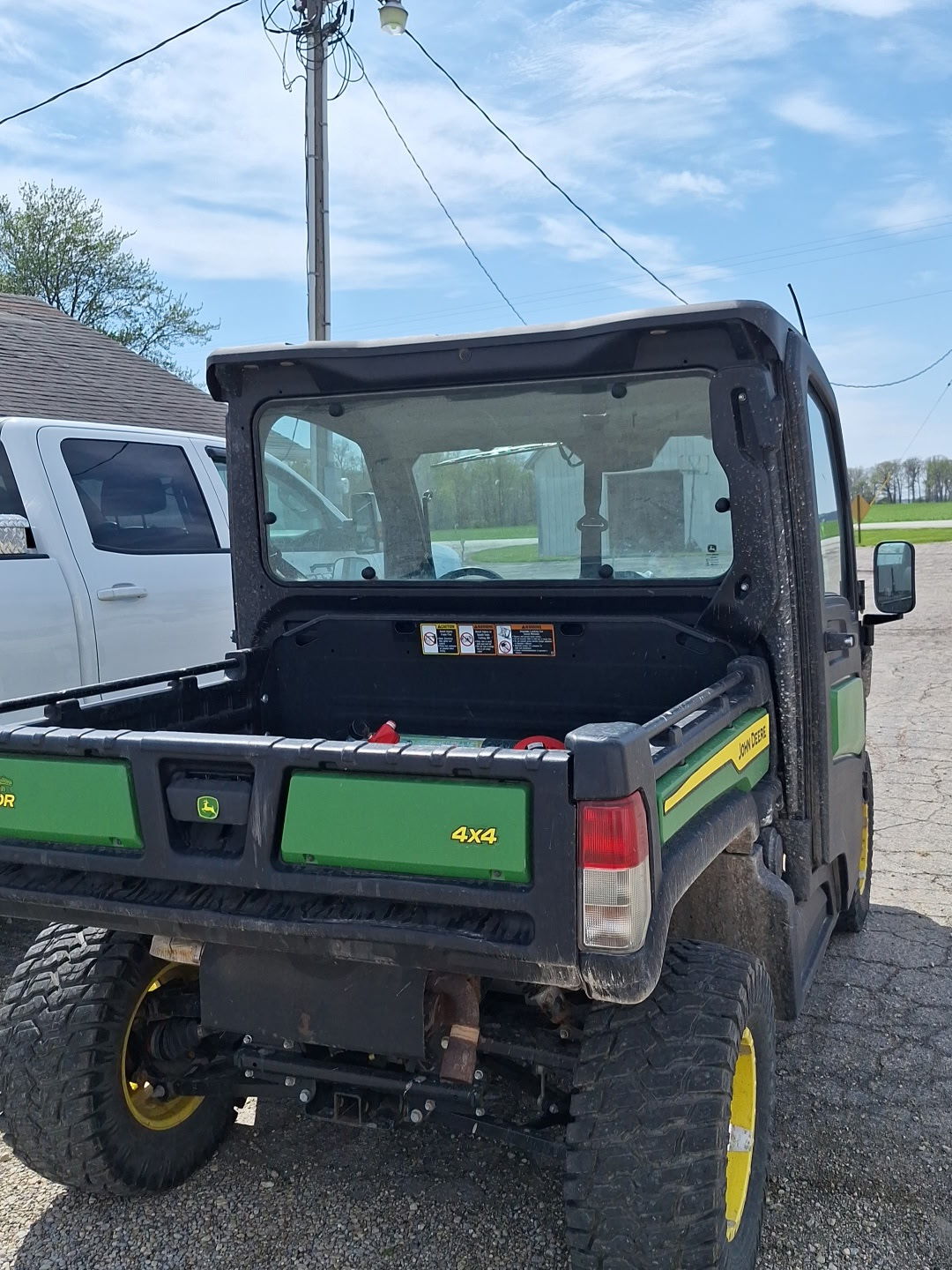 2023 John Deere XUV 835M Image 2