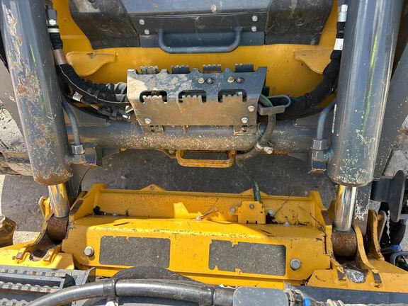 2025 John Deere 335P