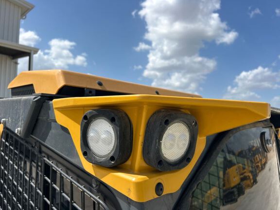 2025 John Deere 335P