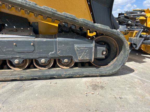 2025 John Deere 335P