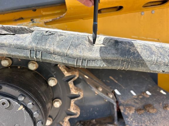 2025 John Deere 335P