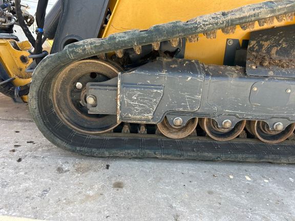 2025 John Deere 335P