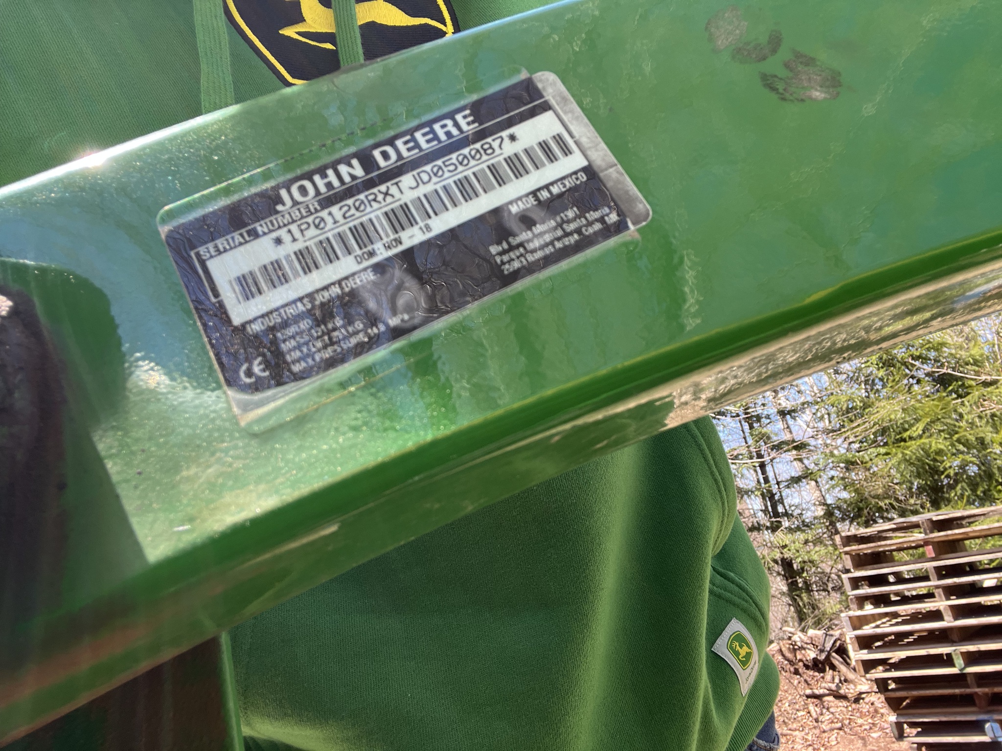 2018 John Deere 1025R Image 3
