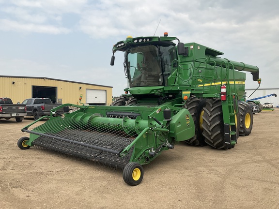 Photo of a 2018 John Deere S780