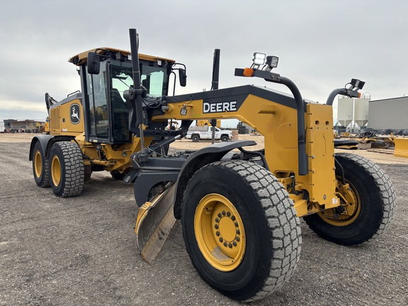 2021 John Deere 872G