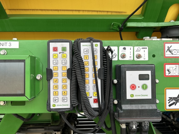 Used 2025 John Deere P680 Air Drills and Seeders at Horizon Ag & Turf in Lloydminster, AB - Photo16