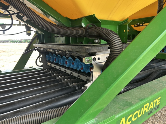 Used 2025 John Deere P680 Air Drills and Seeders at Horizon Ag & Turf in Lloydminster, AB - Photo14