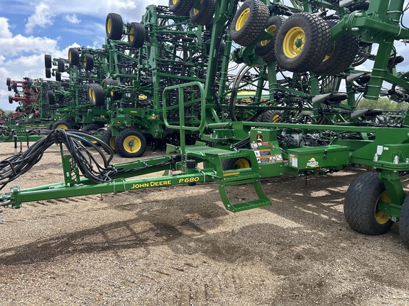 Used 2025 John Deere P680 Air Drills and Seeders at Horizon Ag & Turf in Lloydminster, AB - Photo2