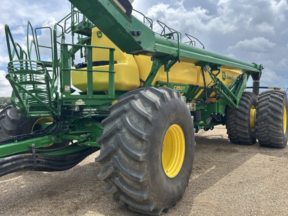 Used 2025 John Deere P680 Air Drills and Seeders at Horizon Ag & Turf in Lloydminster, AB - Photo8