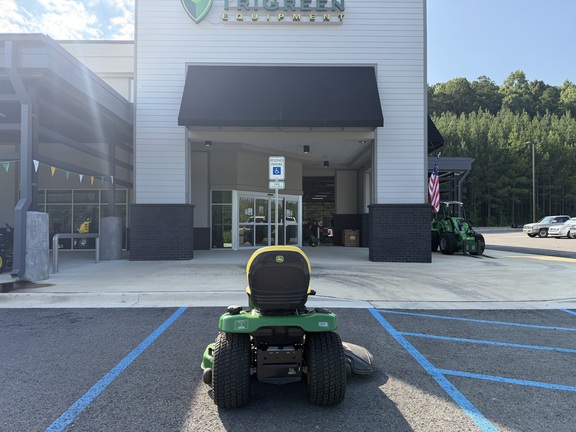 2024 John Deere x390
