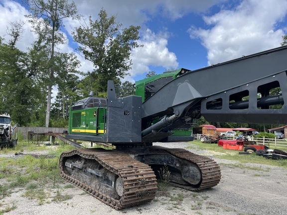 2023 John Deere 2156G