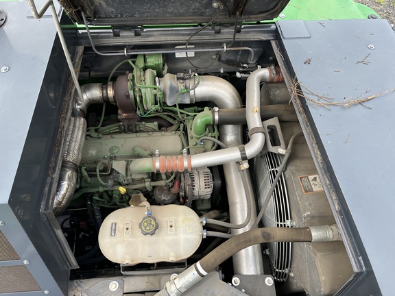 2023 John Deere 2156G