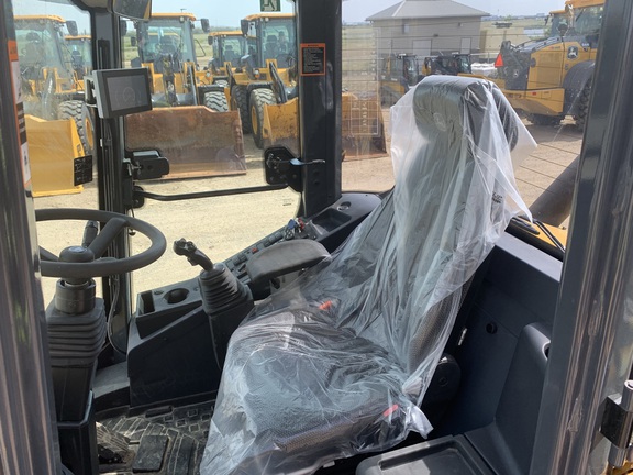 2024 John Deere 244 P
