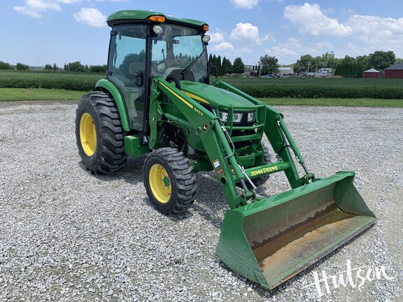 Photo of 2023 John Deere 4044R