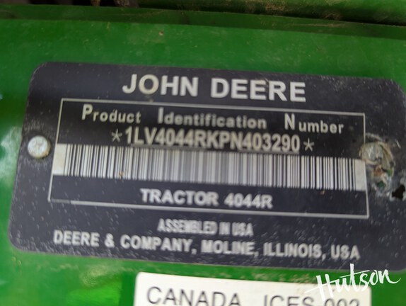 Photo of 2023 John Deere 4044R