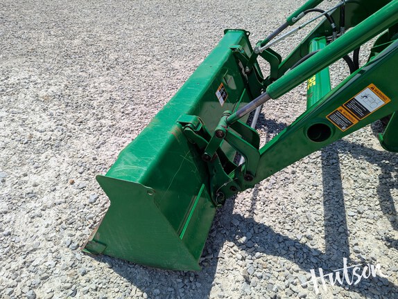 Photo of 2023 John Deere 4044R