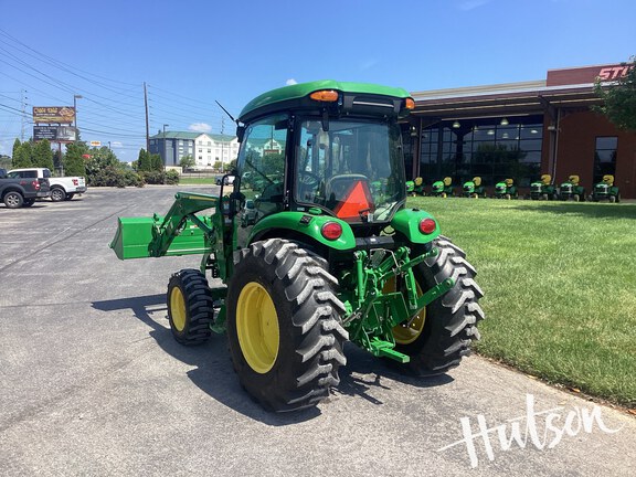 Photo of 2025 John Deere 4052R