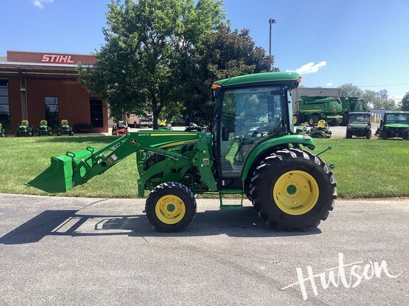 Photo of 2025 John Deere 4052R