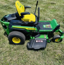 2026 John-Deere Z330R