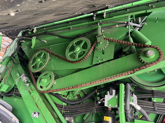 Photo of 2017 John Deere T670
