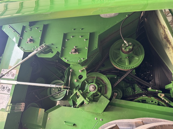 Photo of 2017 John Deere T670