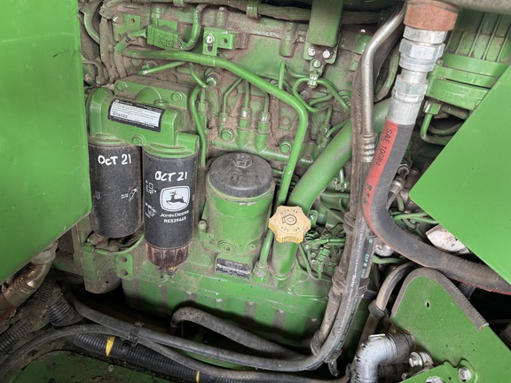 Photo of 2017 John Deere T670