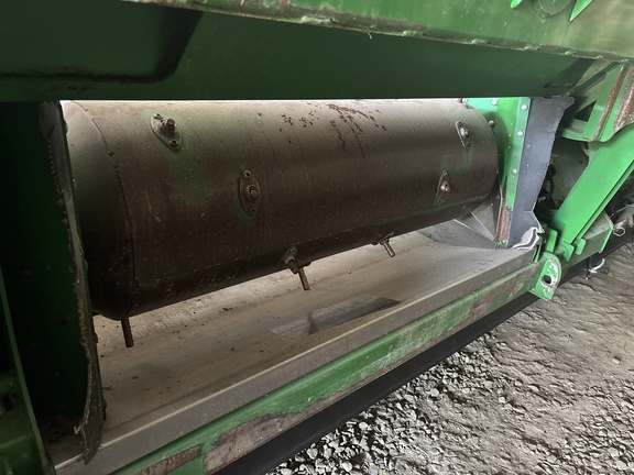 Used 2013 John Deere 640FD Combine Platforms at Koenig Equipment in Franklin, IN - Photo12