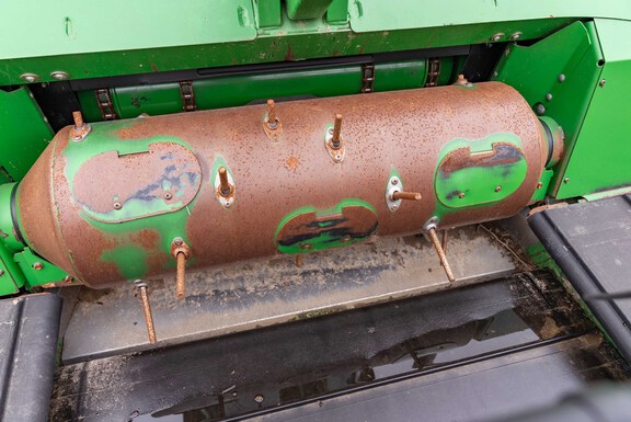 Used 2013 John Deere 640FD Combine Platforms at Koenig Equipment in Knightstown, IN - Photo11