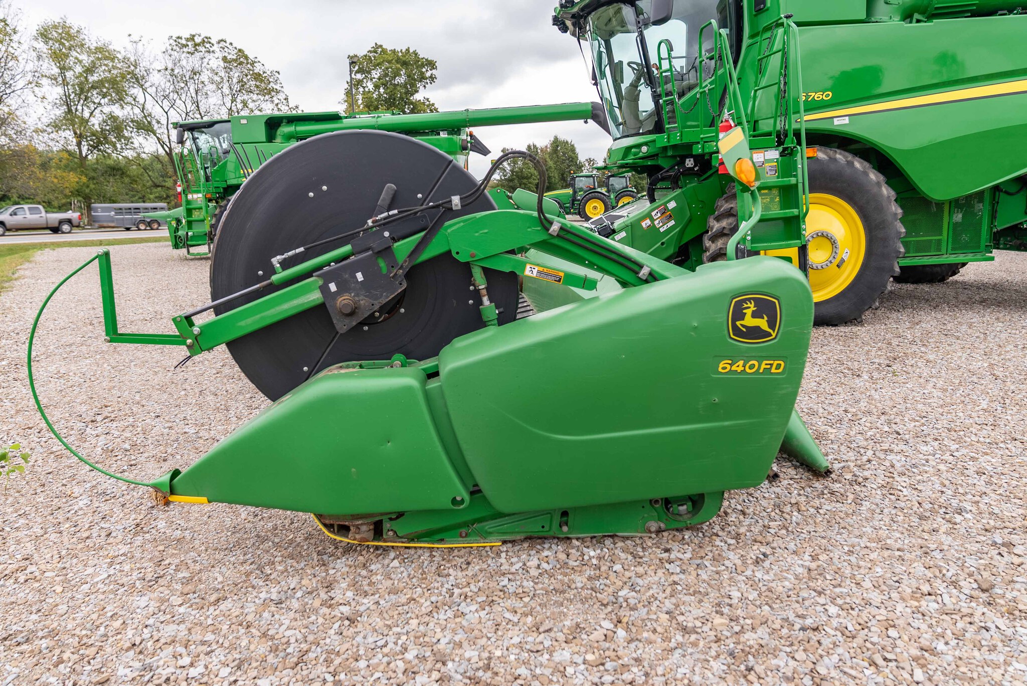 Used 2013 John Deere 640FD Combine Platforms at Koenig Equipment in Knightstown, IN - PhotoXL1
