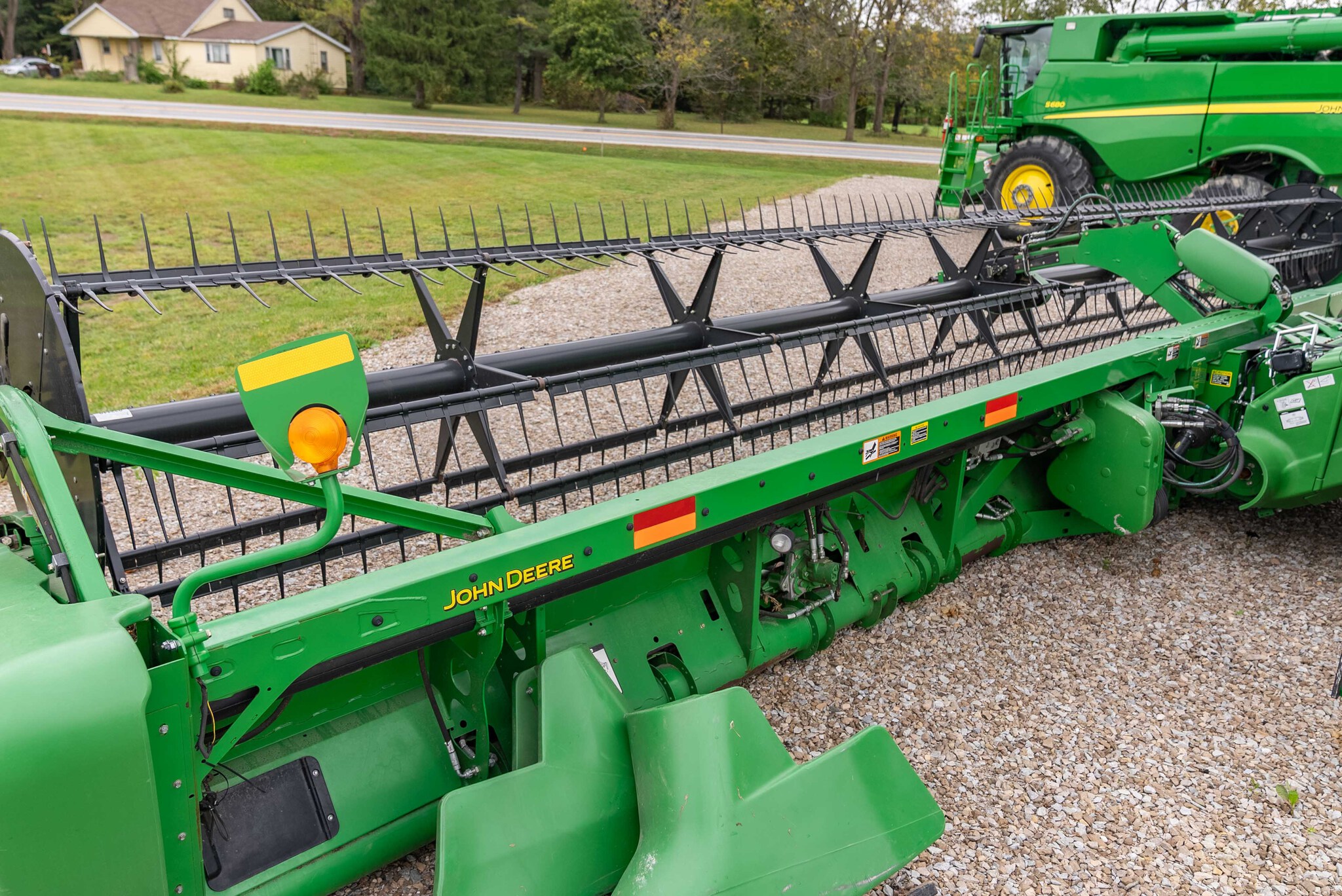 Used 2013 John Deere 640FD Combine Platforms at Koenig Equipment in Knightstown, IN - PhotoXL2