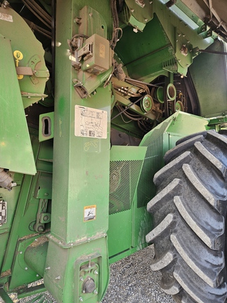 Photo of 2022 John Deere S790