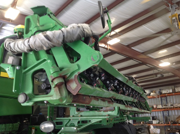 Photo of 2019 John Deere R4030