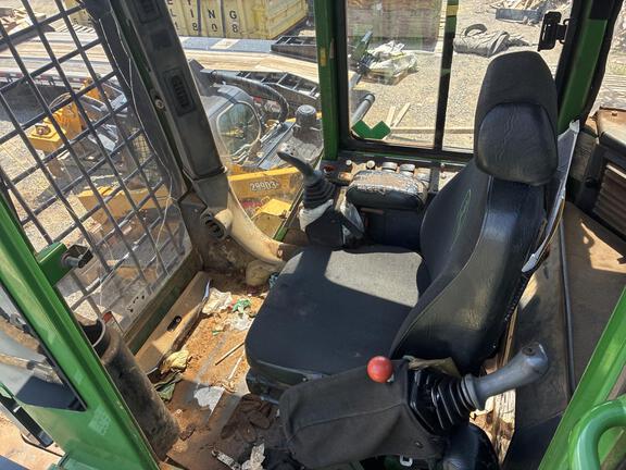 2016 John Deere 437E