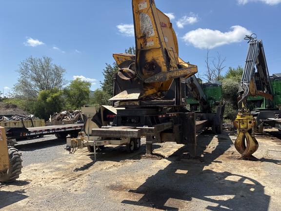 2016 John Deere 437E