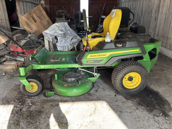 Used 2022 John Deere Z315E Zero Turn Mowers at Koenig Equipment in Tipp City, OH - Photo1