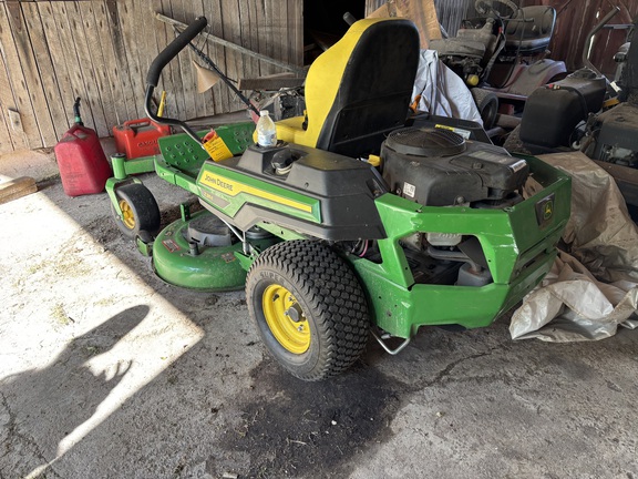 Used 2022 John Deere Z315E Zero Turn Mowers at Koenig Equipment in Tipp City, OH - Photo2