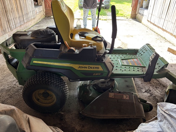 Used 2022 John Deere Z315E Zero Turn Mowers at Koenig Equipment in Tipp City, OH - Photo5