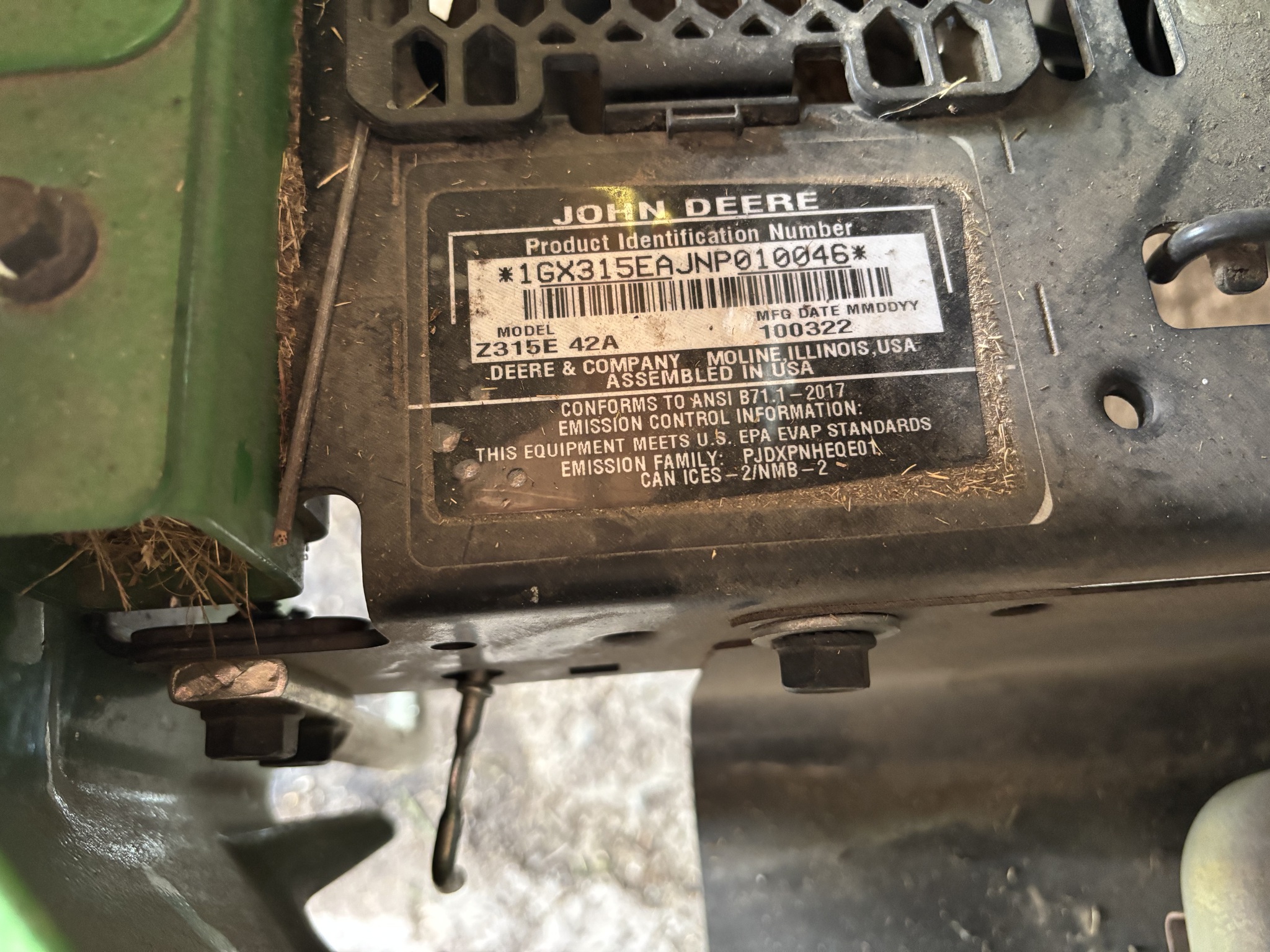 Used 2022 John Deere Z315E Zero Turn Mowers at Koenig Equipment in Tipp City, OH - PhotoXL16
