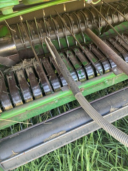 2020 John Deere 560M (13th thumbnail)