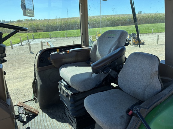 2006 John Deere 8130 - Photo32
