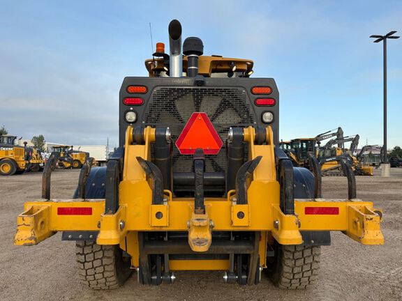 2021 John Deere 772G