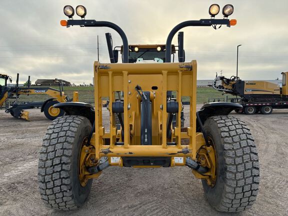 2021 John Deere 772G