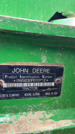 2009 John-Deere 9230