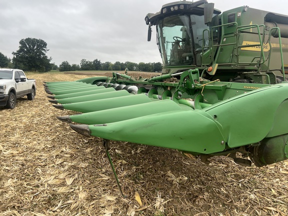 Photo of 2019 John Deere 712FC