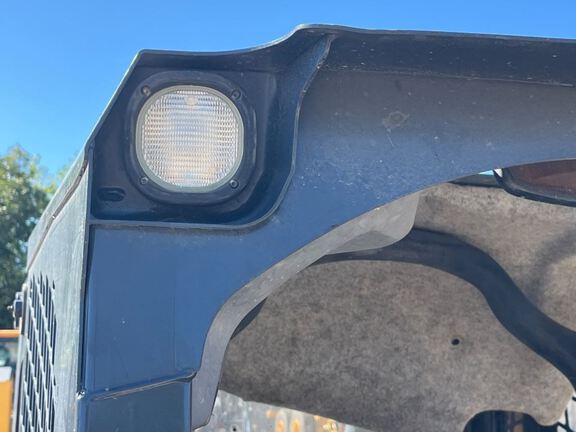 2015 John Deere 319E